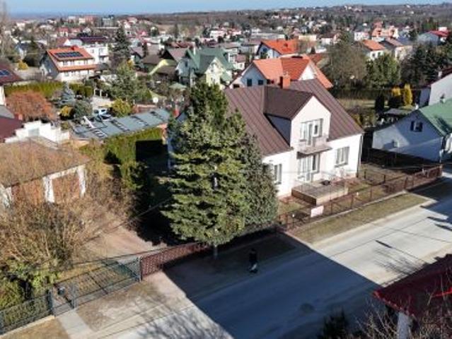 Busko Zdrój, ul. Stefana Żeromskiego, 181 m² Dom