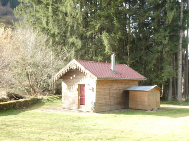 BUSSANG 88 Chalet T3 de 23m² à aménager et à rénover, terrain 1060m²
