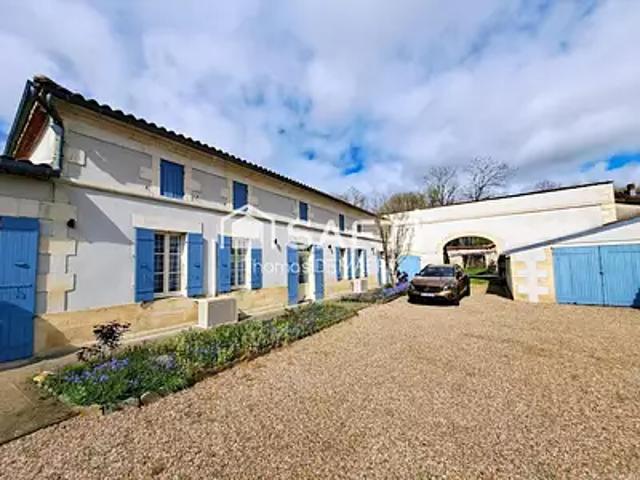 Bussac Forêt 17210 Achat / Vente maison 8 pièces t8 parking