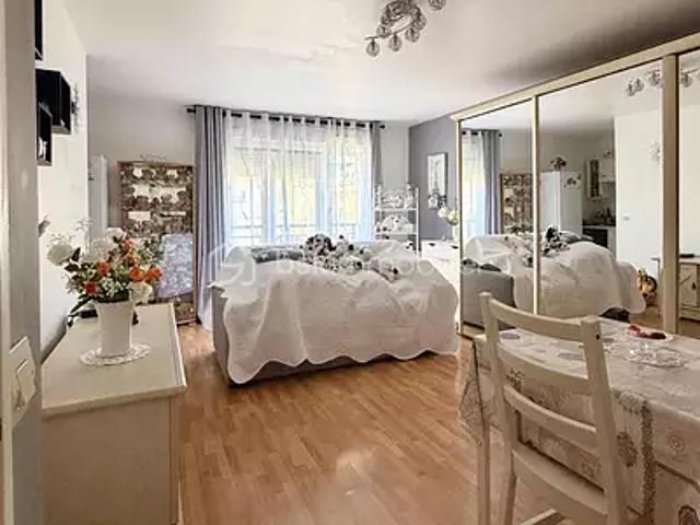 Bussy Saint Georges 77600 Achat / Vente appartement 1 pièce t1