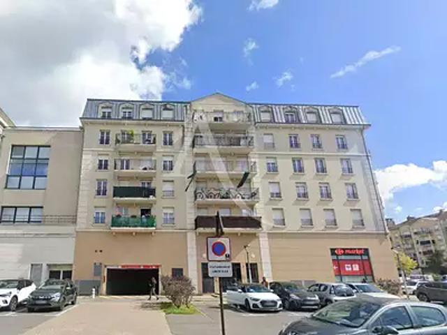 Bussy Saint Georges 77600 Achat / Vente appartement 3 pièces t3 au dernier étage parking