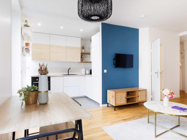 Buttes Chaumont Bright and lovely 1 BR apartment
