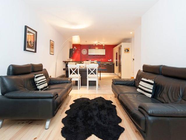 Butlers Court, Grand Canal Dock, Dublin 2