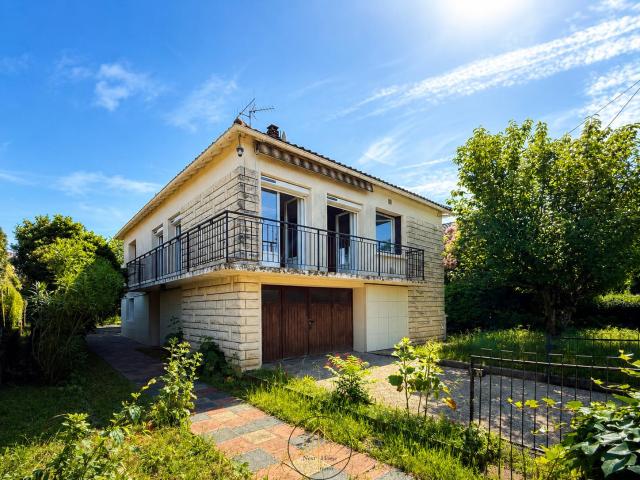 Buxerolles Maison 4 chambres avec grand garage et jardin