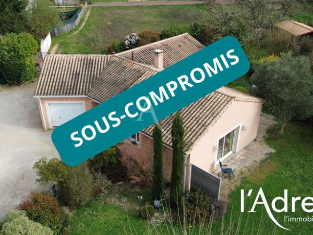 BUXEROLLES MAISON DE PLAIN PIED AU CALME 3 CHAMBRES PROCHE COMMODITES