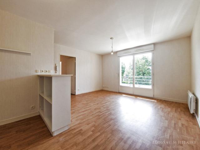 BUXEROLLES appartement de 61M2