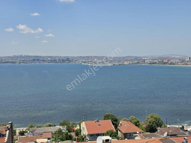 Büyükçekme Deniz Manzaralı Kiralık 2+1 Daire