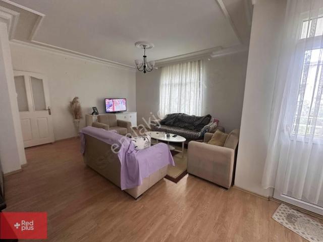 Büyükçekmece 19 Mayıs Mahallesi 3+1 Satılık Daire