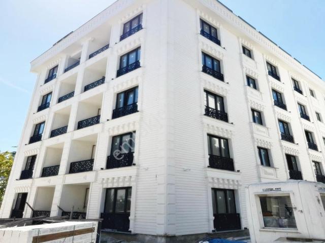 Büyükçekmece Atatürk Mah.villa Tadında 2+1 Bahçeli Satılık Daire