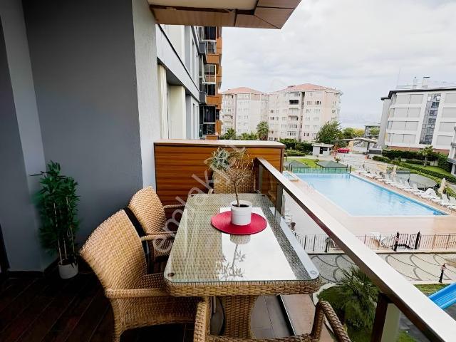 Büyükçekmece Ekinoba Dia Bella Ara Kat 3+1 Daire Satılık