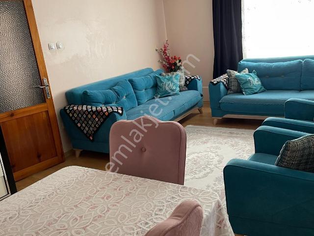 Büyükçekmece Fatih Mah İçi Lüks Yapılı Temiz Merkezi Geniş 2+1 Satılık Daire