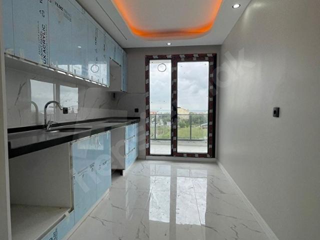 BÜYÜKÇEKMECE KAMİLOBA'DA SATILIK DAİRE