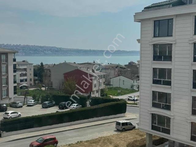 Büyükçekmece Mimaroba Deniz Ve Göl Manzaralı 5+1 Satılık Daire