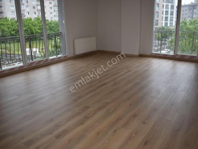Büyükçekmece Mimaroba Mah De Ultra Lüks Sitede Geniş Sıfır 3+1 Satılık Daire