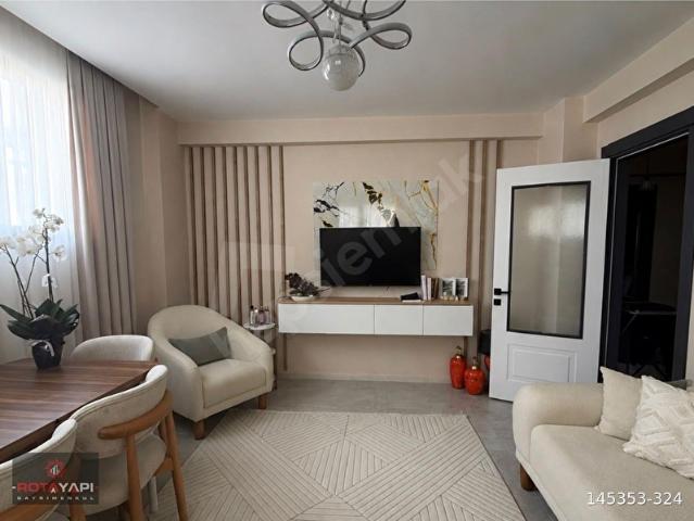 BÜYÜKÇEKMECE SAHILE YAKIN VILLA TADINDA FULL EŞYALI DAIRE