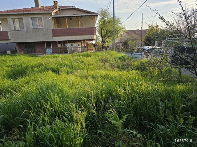 Büyükçekmece Sinanoba'da Denize 190m.mesafe Satılık 300m2 Arazi