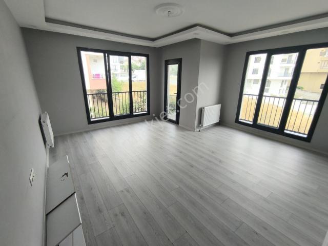 Büyükçekmece Pınartepe Mahallesinde 5+1 Kiralık Dubleks Daire