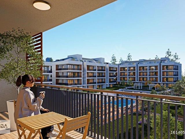 BÜYÜKÇEKMECEDE LÜKS HAVUZLU SİTEDE 2+1 ARA KAT KÖŞE DAİRE