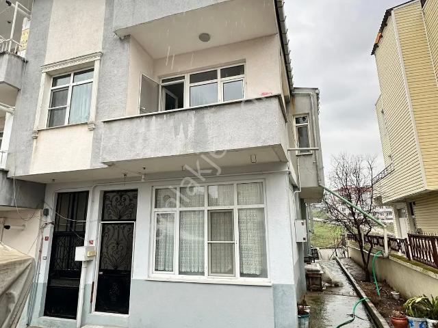 Büyükşehsuvarbey Mahallesi Satılık 2 Katlı Bina Vira Gayrimenkul