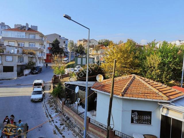 Büyük İndirim Muhtarlık Civarı Ayçadan Satılık 2+1 Arakat Daire