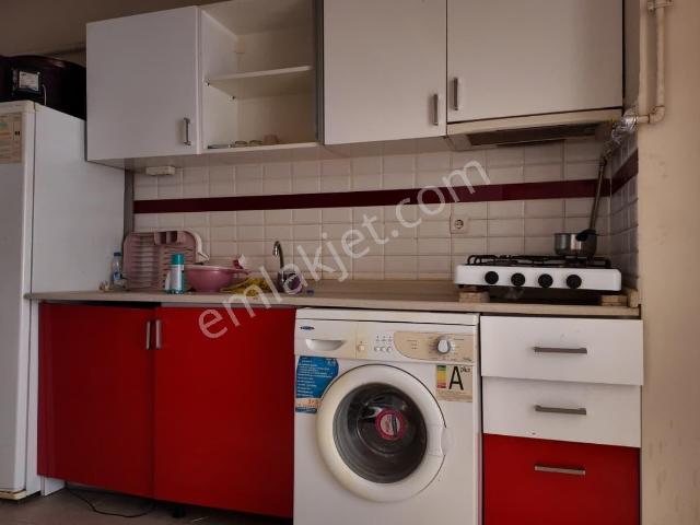 Büyükdere Ogü Yakını Arakat Eşyalı Kiralık 1+1 Daire