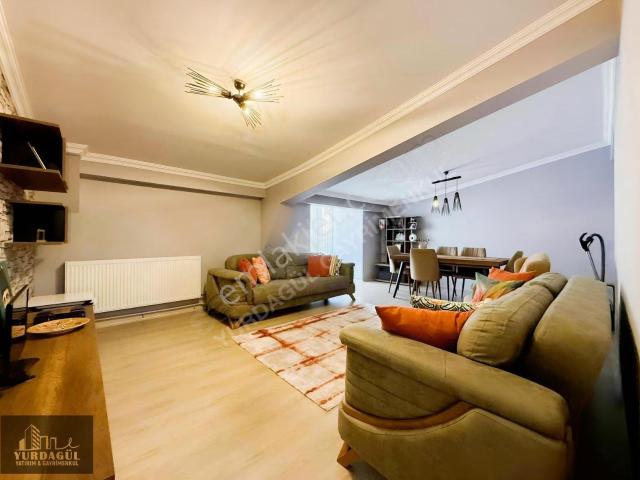 Büyükdere Mah.'de Köşe Başı G d Cepheli 3.5+1 Dubleks Daire