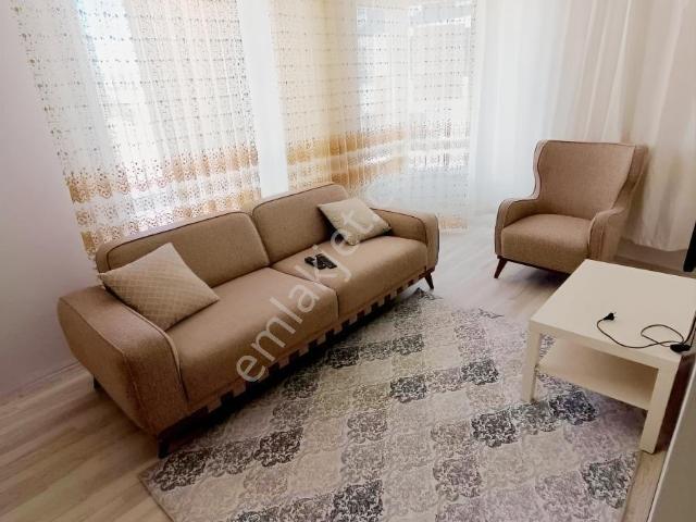 Büyükdere'de Kiralık Eşyalı 1+1 Temiz Hijyenik Daire