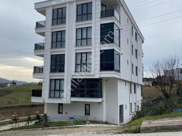 Büyükkolpınarda Şht. Can Şencan Caddesi Üzerinde Satılık 1+1