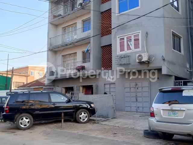 Buy 3 Units Of 3 Bedroom Flat in Adekunle, Yaba Lagos 1LNHE | PropertyPro Nigeria