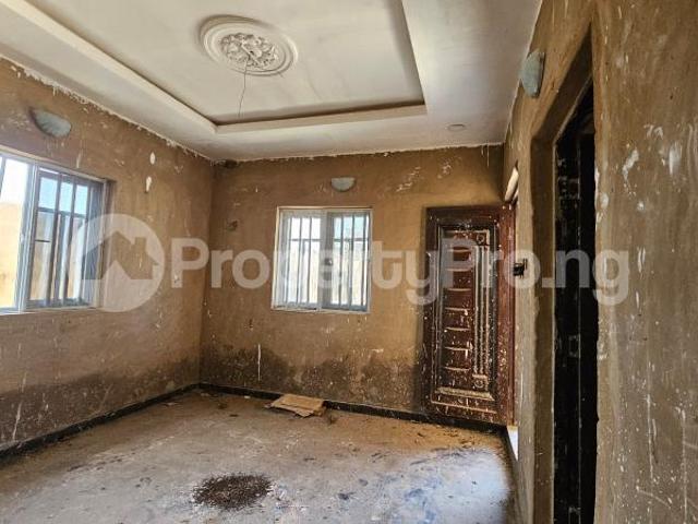 Buy 3 Units Of Mini Flat Bungalow in Abeokuta Ogun 6MFWU | PropertyPro Nigeria