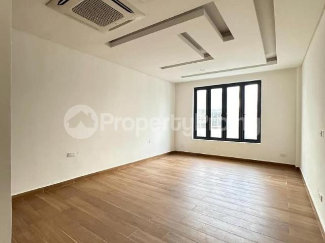 Buy 3 Bedroom Apartment With Bq in Banana Island, Ikoyi Lagos 7MGTG | PropertyPro Nigeria