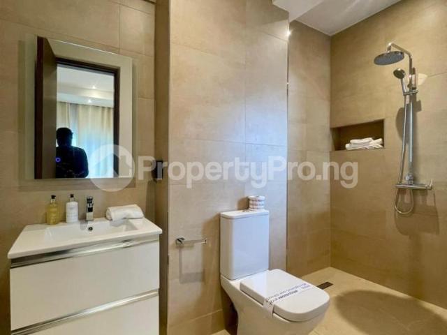 Buy 3 Bedroom Apartment With Bq in Lekki Phase 1, Lekki Lagos 5MLKG | PropertyPro Nigeria