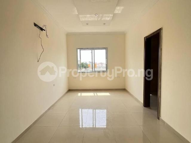 Buy 3 Bedroom Apartment in Victoria Island Lagos 0MLWK | PropertyPro Nigeria