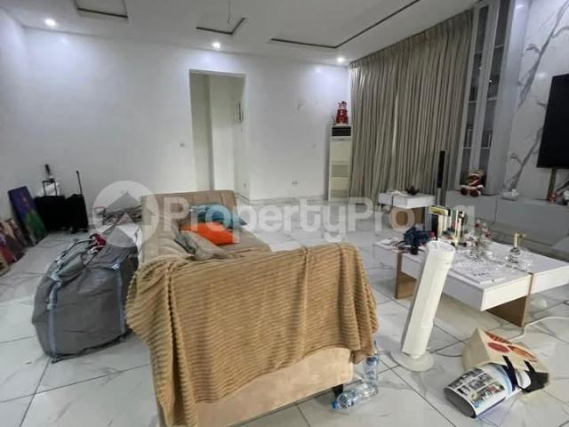 Buy 3 Bedroom Apartment in Yaba Lagos 9MKQP | PropertyPro Nigeria