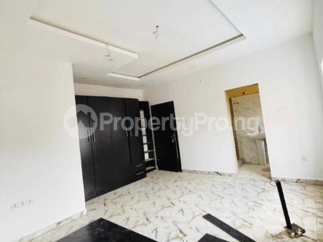Buy 3 Bedroom Apartment in Alagomeji, Yaba Lagos 7MEBR | PropertyPro Nigeria