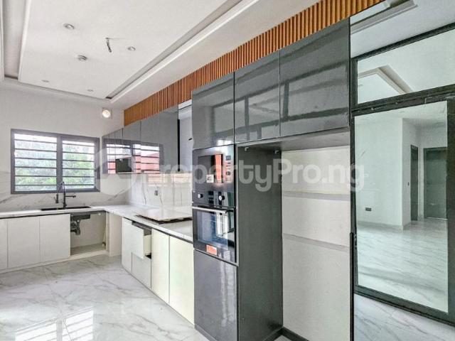 Buy 3 Bedroom Apartment in Lekki Phase 1, Lekki Lagos 4MBDY | PropertyPro Nigeria