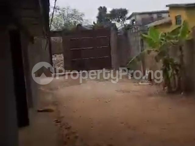 Buy 3 Bedroom Bungalow in Bucknor, Isolo Lagos 2LRFZ | PropertyPro Nigeria