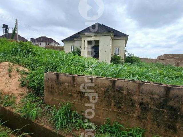 Buy 3 Bedroom Bungalow in Enugu 9NCAU | PropertyPro Nigeria