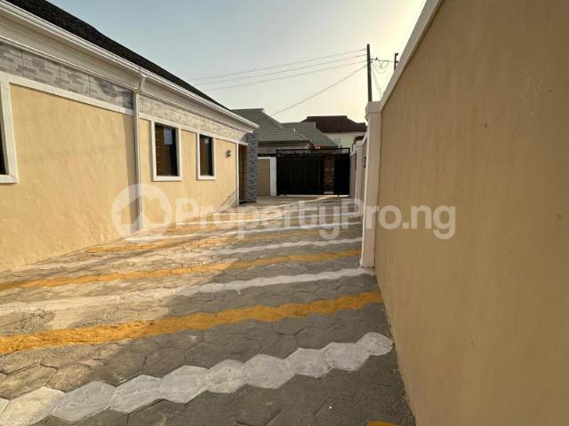 Buy 3 Bedroom Bungalow in Ibadan Oyo 5MGPT | PropertyPro Nigeria
