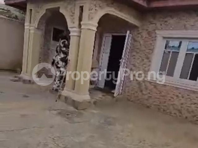 Buy 3 Bedroom Bungalow in Igando, Ikotun/Igando Lagos 2LXRG | PropertyPro Nigeria
