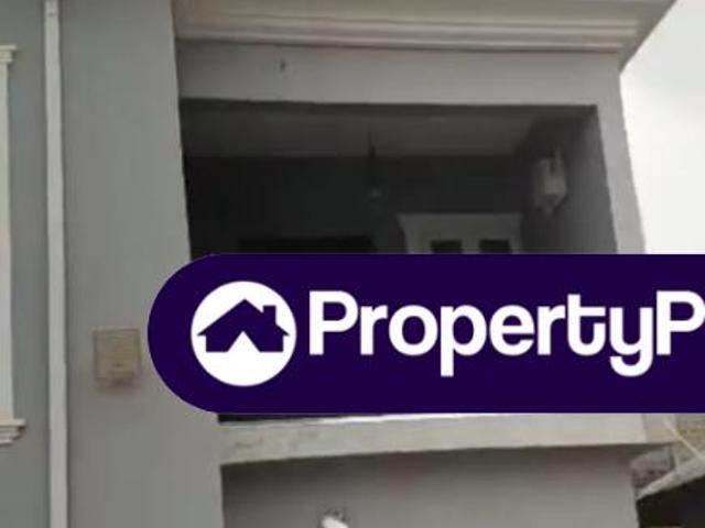 Buy 3 Bedroom Block Of Flats For Sale in Alimosho Lagos 9NCQC | PropertyPro Nigeria