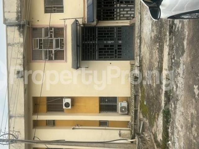 Buy 3 Bedroom Blocks Of Flat in Maitama Abuja 5LVJZ | PropertyPro Nigeria