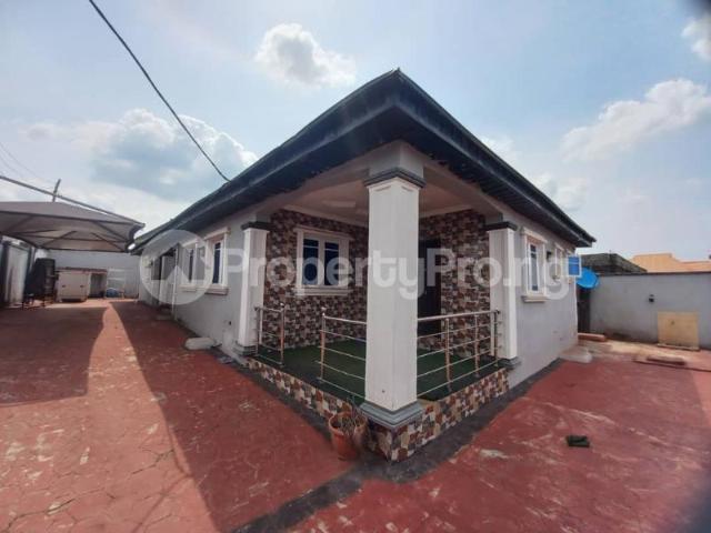Buy 3 Bedroom Detached Bungalow in Ibadan Oyo 2LZZG | PropertyPro Nigeria