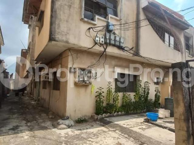 Buy 3 Bedroom Flat in Ago palace, Okota Lagos 6MPKC | PropertyPro Nigeria