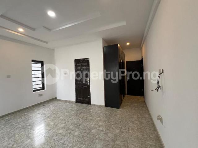 Buy 3 Bedroom Flat in Lekki Phase 1, Lekki Lagos 7MPJH | PropertyPro Nigeria