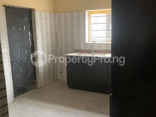 Buy 3 Bedroom Flat in Sabo, Yaba Lagos 8MKWK | PropertyPro Nigeria