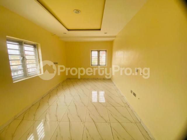 Buy 3 Bedroom Flat in Wuye Abuja 7MUCY | PropertyPro Nigeria