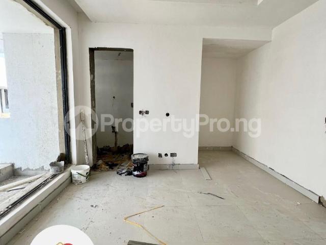 Buy 3 Bedroom Penthouse + Bq in Lekki Phase 1, Lekki Lagos 6MJWP | PropertyPro Nigeria