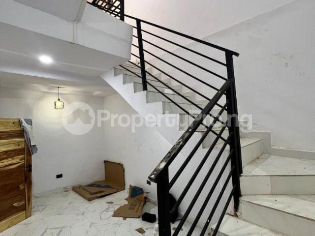 Buy 3 Bedroom Terraced Duplex in Yaba Lagos 4MMSZ | PropertyPro Nigeria