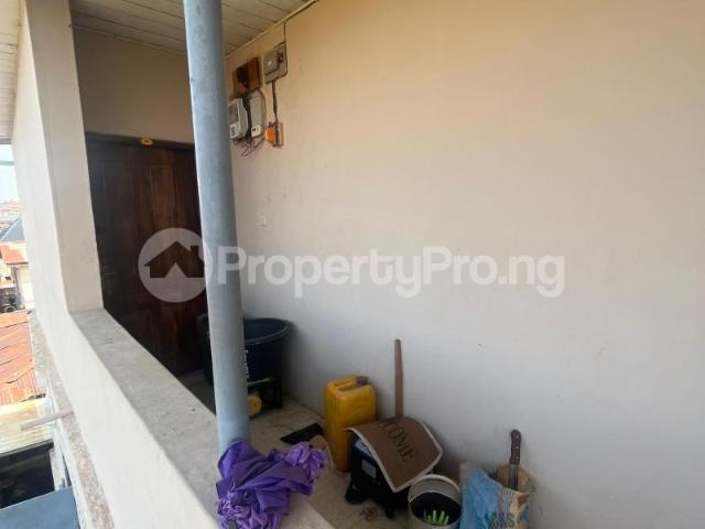 Buy 18 Bedroom Hostel in Ibadan Oyo 7MBYP | PropertyPro Nigeria